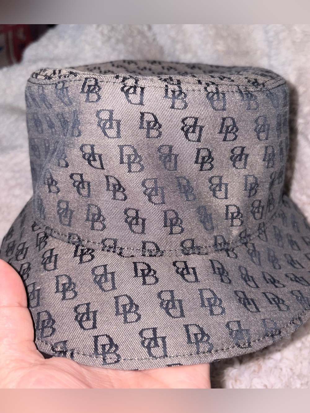 Dooney & Bourke Grey/Navy Bucket Hat - Picture 2 of 4
